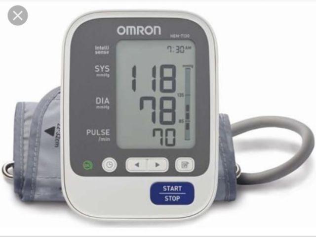Máy đo huyết áp Omron 7130 (cái)
