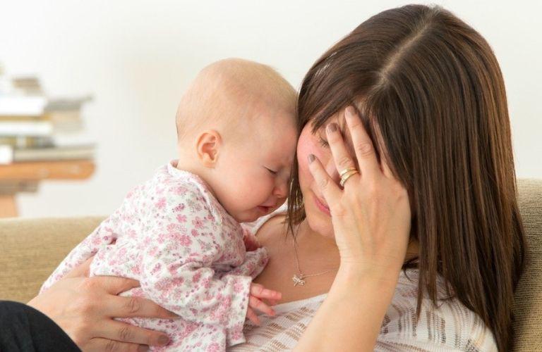  Cách Trị Rụng Tóc Sau Sinh Hiệu Quả Dành Cho Mẹ Bỉm