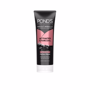 Sữa rửa mặt Pond'S Bright Miracle Activated Charcoal (Tuýp/100gr)